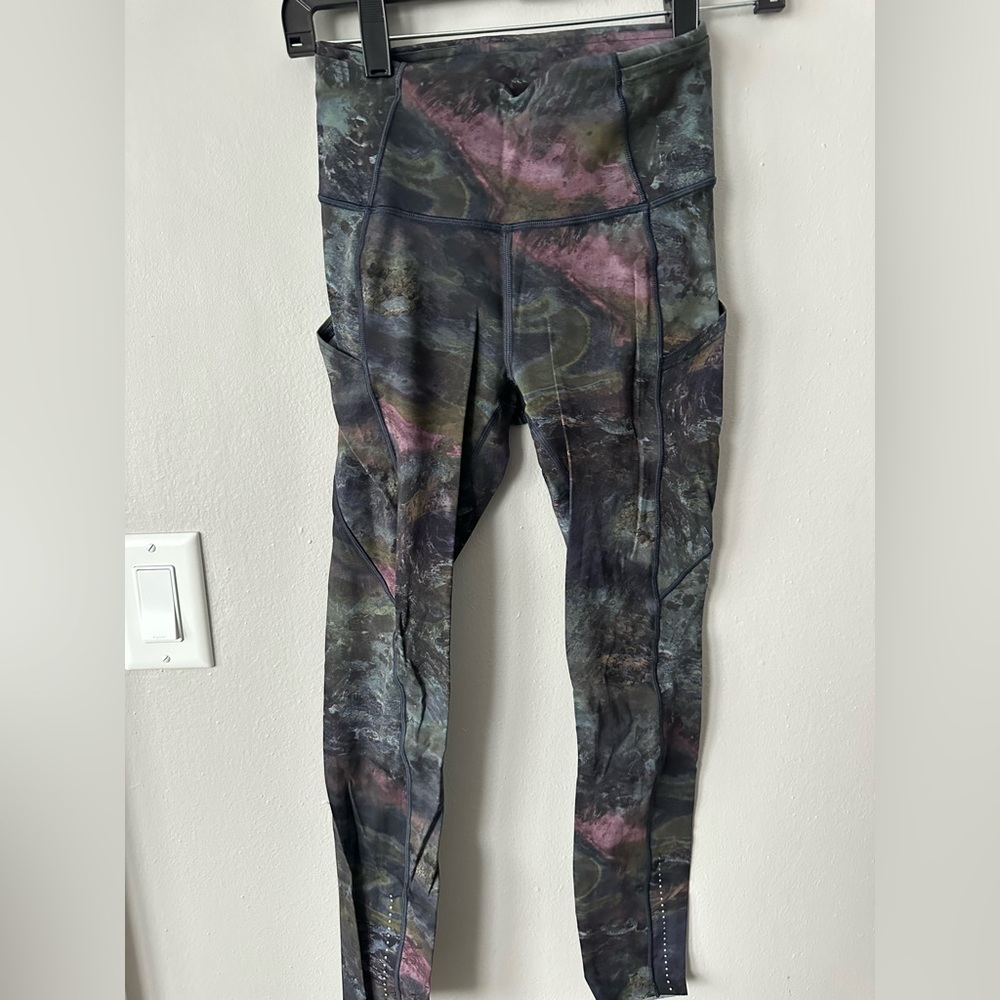 Lululemon fast and free patterned leggings